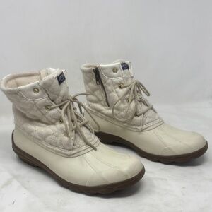 Sperry Women's Off-White Quilted Winter Boots
